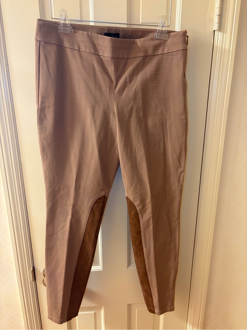 🤎White House Black Market Sz 10 Taupe Leggings with Brown Suede Inset🤎